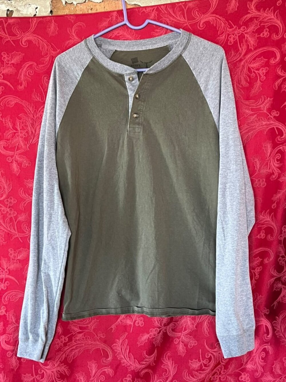 Berne Men Long Sleeve Henley Raglan Shirt Olive Green Grey Size L